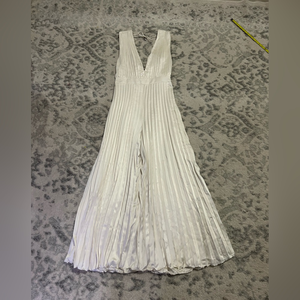 Abercrombie Ivory Jumpsuit Small - Flawed Gem
